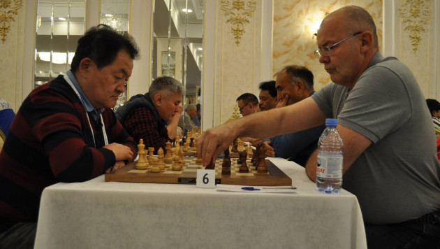 Казахстанские шахматисты завоевали все комплекты медалей на чемпионате Азии среди сеньоров в Алматы