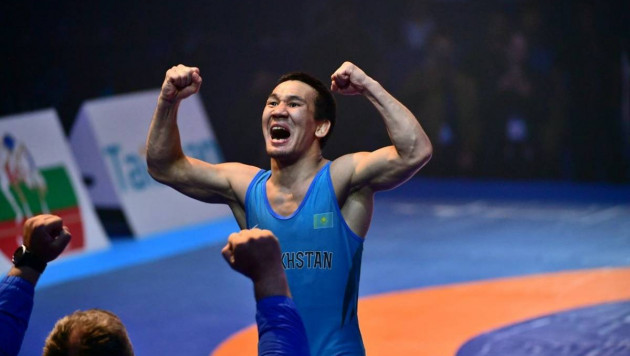 Дебютант из Казахстана победил действующего чемпиона мира и вышел в финал ЧМ-2019 по борьбе