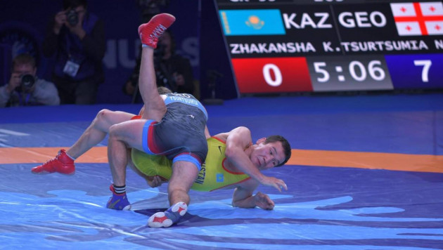 Видео схватки казахстанского борца за "золото" на чемпионате мира