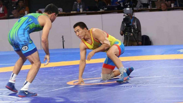 Казахстанский борец после завоевания лицензии на ОИ-2020 проиграл французу и остался без медали ЧМ-2019