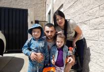 Ванес Мартиросян с семьей. Фото: myboxingfans.com