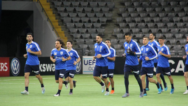 Сборная Кипра опробовала газон "Астана Арены" перед встречей с Казахстаном в отборе на Евро-2020