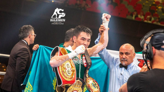 Непобежденный казахстанец с тремя титулами получил предложение на дебютный бой в США
