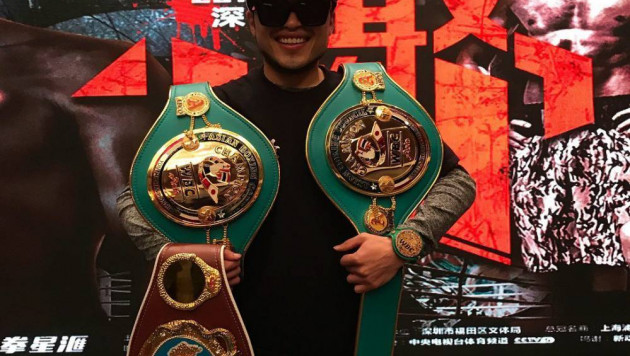Казахский боксер из Китая выиграл бой в Алматы и одержал 16-ю победу в профи