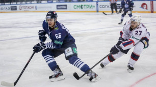 Соперник "Барыса" по дивизиону подписал новичка с опытом игры за шесть клубов КХЛ