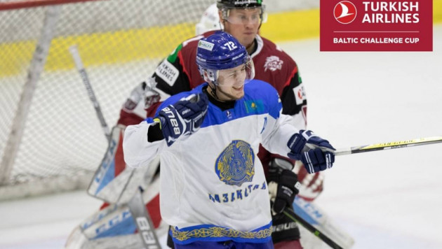 Сборная Казахстана забросила свою первую шайбу на молодежном чемпионате мира по хоккею