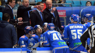 Самый успешный иностранный тренер в российском хоккее сделал прогноз на первый матч "Барыса" в 2020 году