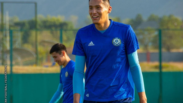 Футболист сборной Казахстана официально перешел в новый клуб