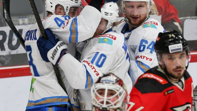 "Барыс" снова победит "Авангард" и выйдет в лидеры дивизиона в КХЛ?