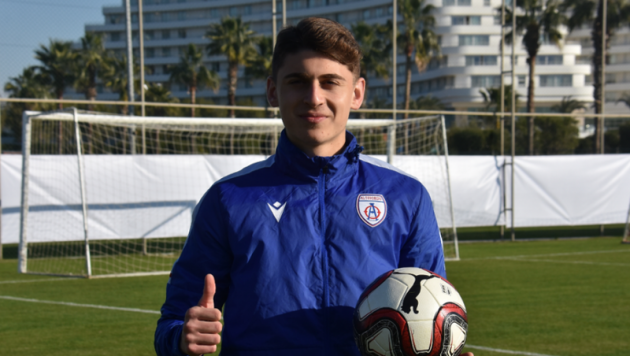 16-летний уроженец Казахстана заинтересовал клуб английской премьер-лиги и чемпиона Турции