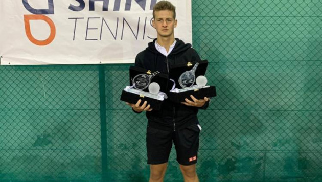 Казахстанский теннисист сделал "золотой дубль" на турнире серии ITF Juniors Tour