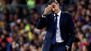 Экс-тренер "Барселоны" прокомментировал свое увольнение и обратился к преемнику
