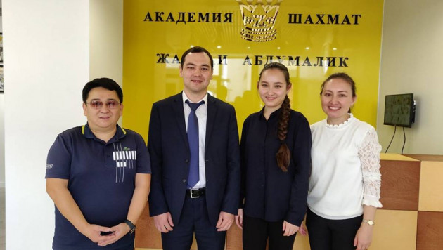 В Алматы открылся третий филиал академии шахмат Жансаи Абдумалик