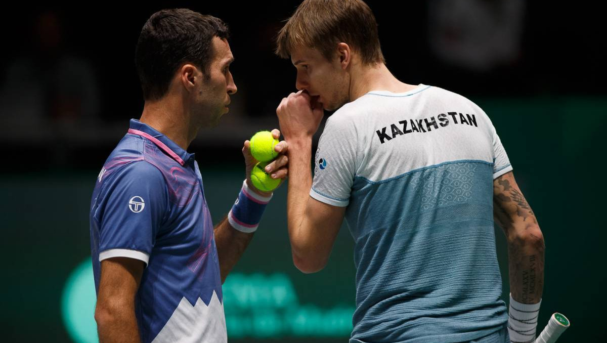 Первая ракетка Казахстана стартовал с победы на турнире ATP во Франции