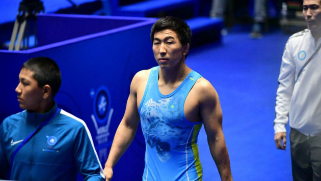 Казахстан завоевал первое "золото" на чемпионате Азии по вольной борьбе