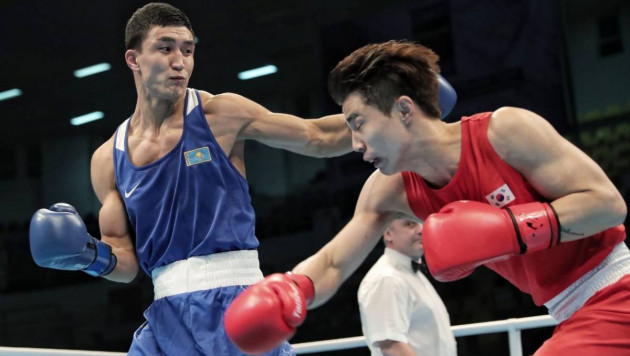 Казахстанец Аманкул победил боксера из Узбекистана и выиграл лицензию на ОИ-2020