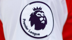 Английская премьер-лига решила приостановить матчи и не отменять сезон из-за коронавируса