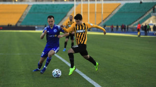 Гулжигит Алыкулов (справа). Фото: ФК "Кайрат"©