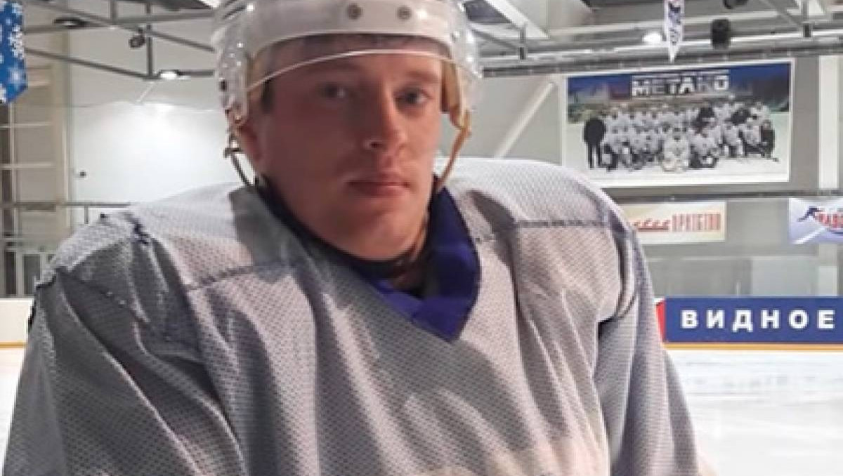 Российский хоккеист впал в кому после похода в ресторан