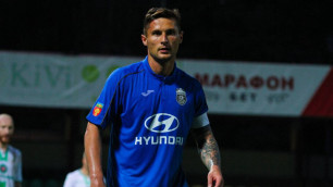 Игравший в Казахстане футболист оформил дубль в матче с пятью голами и удалением