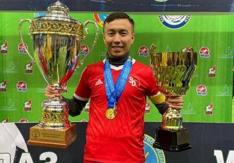 Владелец казахстанского клуба заявил себя в качестве футболиста на сезон