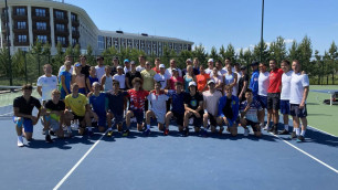 Сборные Казахстана по теннису впервые после карантина приступили к УТС