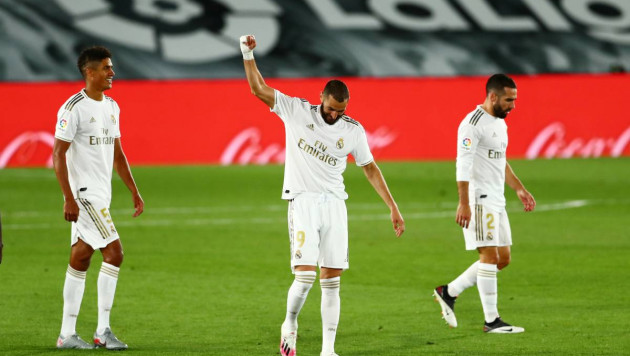 "Реал" разгромил "Валенсию" и приблизился к "Барселоне" в чемпионате Испании