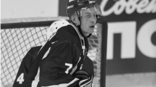 Сыгравший в НХЛ и завершивший карьеру в Казахстане хоккеист умер в 43 года
