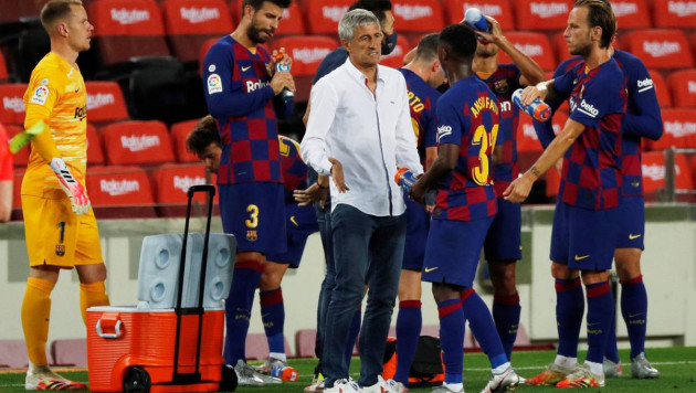 Футболисты "Барселоны" одобрили нового главного тренера