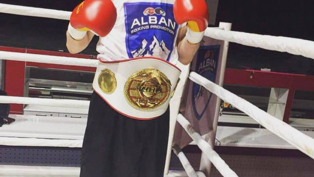 Казахстанский боксер станет участником главного боя на турнире "Короли нокаутов-4"