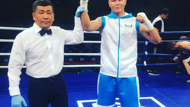 Непобежденные казахстанские боксеры выдали бой с нокдауном