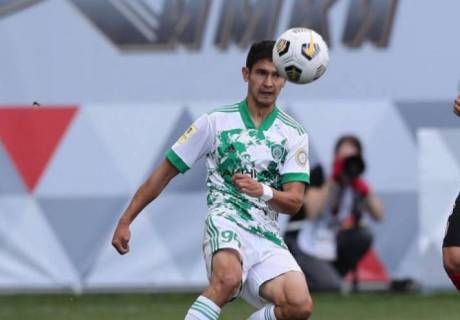 Казахстанский футболист поучаствовал в голевой атаке и помог своему клубу обыграть 