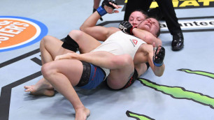 Американка сдалась в первом же бою после поражения от Марии Агаповой в UFC