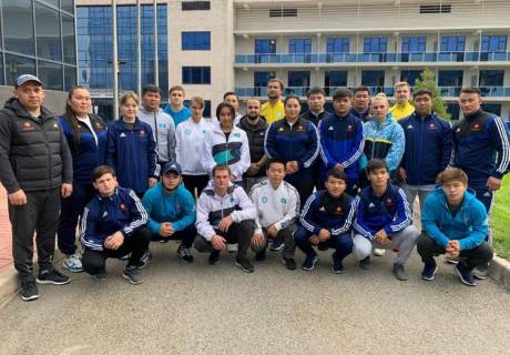 Сборная Казахстана по тяжелой атлетике приступила к сборам и объявила состав
