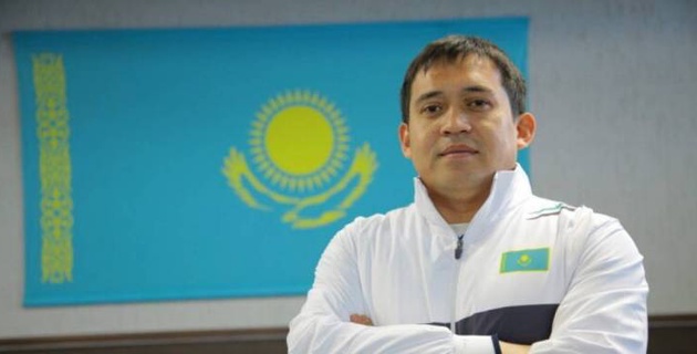 Тренер сборной Казахстана по тяжелой атлетике рассказал об отборе на Олимпиаду, омоложении состава и сборах после пандемии