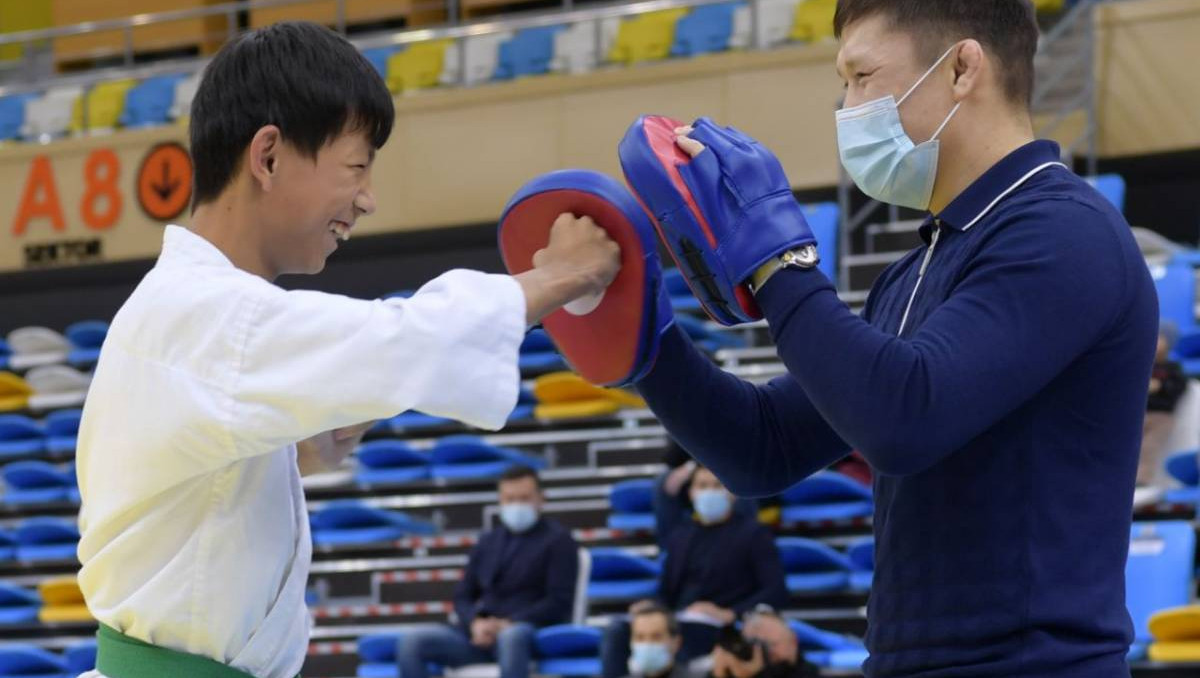 В Нур-Султане прошел спортивный фестиваль "Жас жауынгер" для детей с особыми потребностями