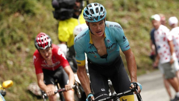 Капитан "Астаны" выпал из топ-10 после "разделки" на "Джиро д'Италия"