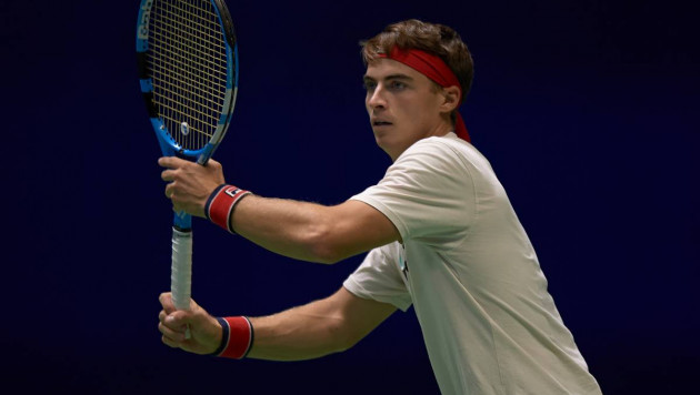 19-летний казахстанец дебютировал на турнире серии ATP 250