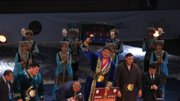 Известные казахстанские спортсмены "засветились" на свадьбе в карантин