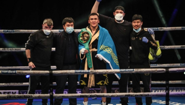 Казахстанский боксер сделал заявление после завоевания титула WBC во втором бою в профи