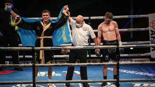 В Великобритании восхитились победой казахстанского боксера в бою за титул от WBC