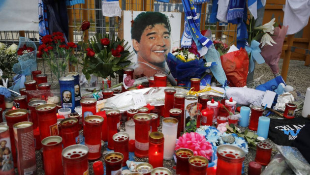 Врача Марадоны обвинили в непредумышленном убийстве футболиста - СМИ