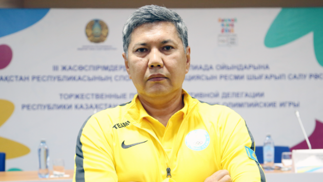 Тренер сборной Казахстана по боксу обратился к Головкину перед боем за два титула