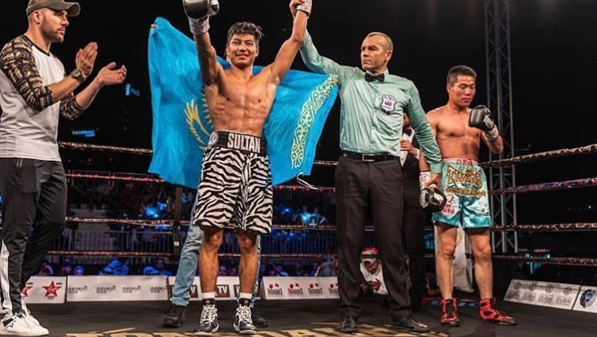 "Молодежный" чемпион WBC из Казахстана побил соперника на вечере бокса в Алматы