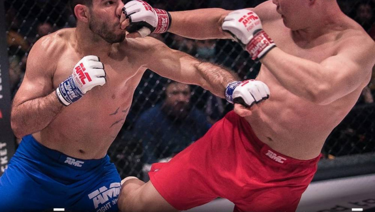 Глава Fight Nights разобрал скандальный бой казаха с "Персидским дагестанцем" и назвал справедливый исход