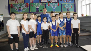 Илья Ильин посетил открытие обновленного зала тяжелой атлетики в Актобе