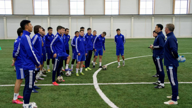 Кандидаты в молодежную сборную Казахстана по футболу прибыли на просмотр