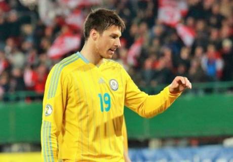 Натурализованный футболист сборной Казахстана остался без клуба