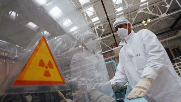 В Японии остановили еще один атомный реактор