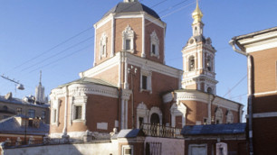Ограбившего храм Петра и Павла в Москве засняли на видео